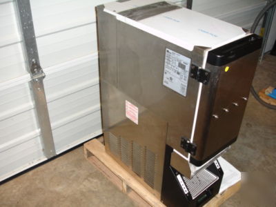 Taylor 2 flavor orange juice dispensing machine pn-C009