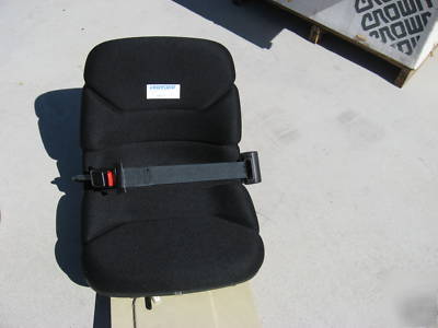 New crown seat with side restraints and saftey belt