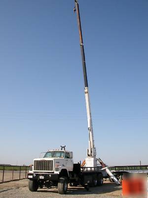 Pitman hl 1500 crane mounted on gmc brigadier