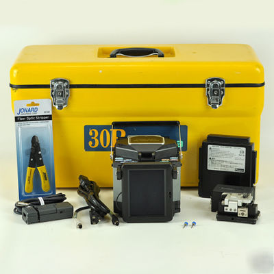 Fujikura fsm-30R ribbon fusion splicer kit usa model