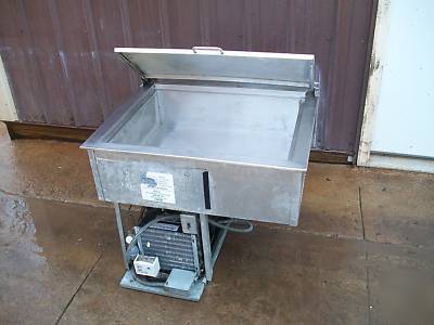 Delfield drop in sandwich prep table cooler insert