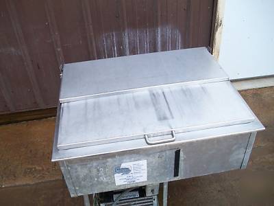 Delfield drop in sandwich prep table cooler insert