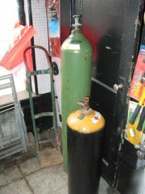 Welding tanks oxygen acetylene