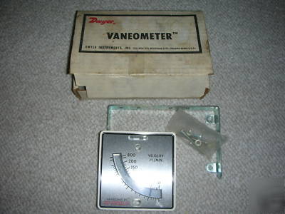New dwyer 480 vaneometer swing vane in box 