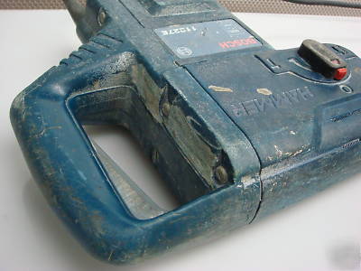 Bosch 11227E rotary hammer drill with bit