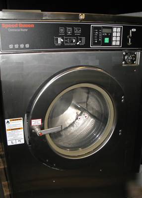 Speed queen washer-extractor 2 years old 60LBS mint 