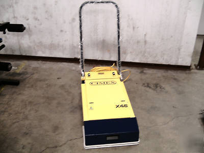 Cimex X46 escalator cleaner vacume scrubber truvox int.