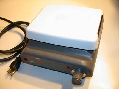 Corning variable speed ceramic 120VAC stirrer pc-410