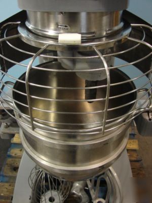 Hobart HL600 legacy mixer, bowl guard, 40QT attachments