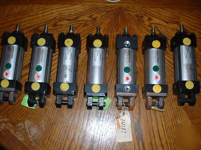 Lot of 7 numatics actuators, wholesale lot