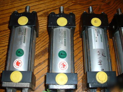 Lot of 7 numatics actuators, wholesale lot