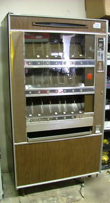 21 selection commercial candy / food vending machine 