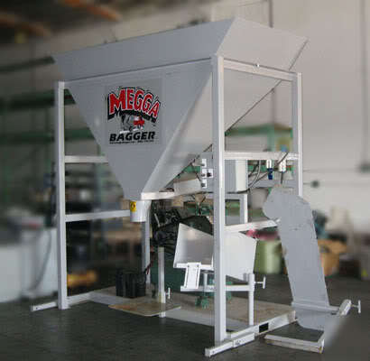 2007 megga bagger sand bagging machine w/air compressor