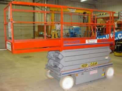 Skyjack sjiii 4632 scissor lift manlift aerial platform