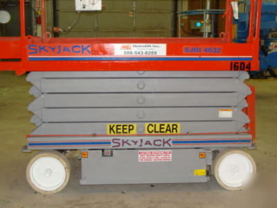 Skyjack sjiii 4632 scissor lift manlift aerial platform