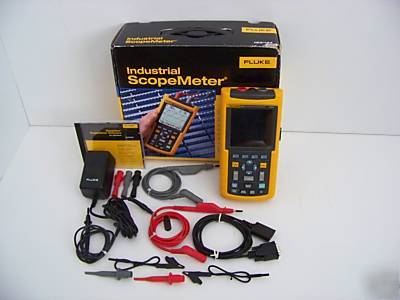 Fluke 123/003 scopemeter w/flukeview software