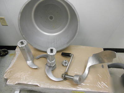 Hobart vcm 40QT vertical mixer/cutter w/all attachemets