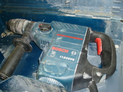 Bosch 11236VS sds-plus rotary hammer drill w/ bits 