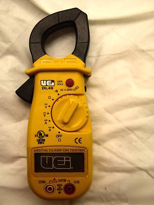 Uei DL49 digital clamp-on meter w/leads