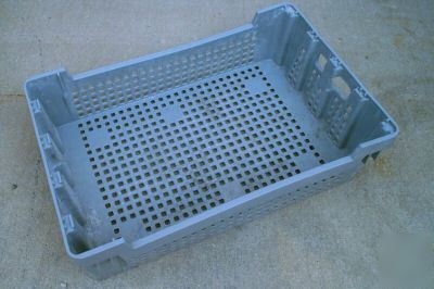 Lot / 10 staknest 2416-6 freezer storage tray container