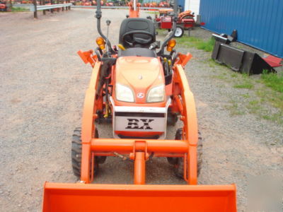 2006 kubota BX24 tractor loader backhoe hydrostatic tlb