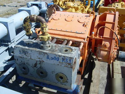 Dowell-schlumberger , 5 x 8 triplex plunger pump