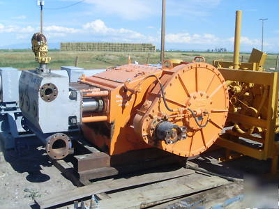 Dowell-schlumberger , 5 x 8 triplex plunger pump