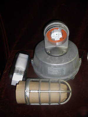 New roughlyte compact fluorescent vwxl 28W brand in box