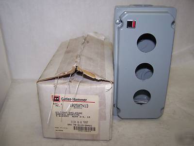 Cutler-hammer oil tight 3-hole enclosure 10250TN13 