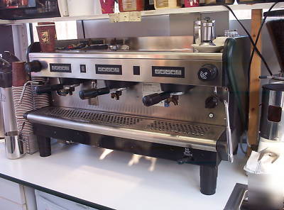 Kiosk- drive thru coffee with equipment 