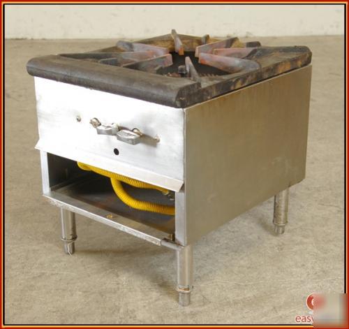Metal base cast iron top gas powered 3 ring burner