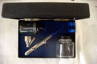 Lot spray opaque air brushes