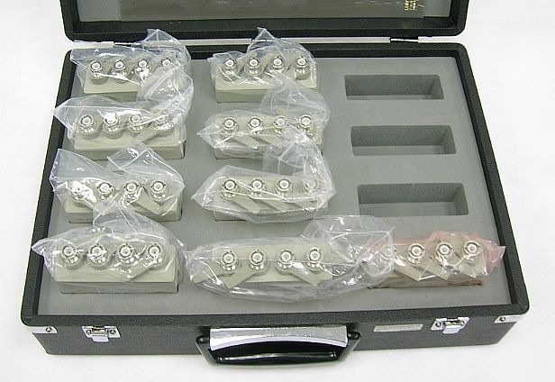 Hp agilent 42030A 4 terminal pair standard resistor set