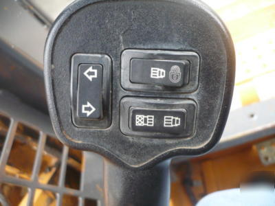 2007 case ~ 450 ~ skid steer ~(2) avail ~823 hrs ~ 
