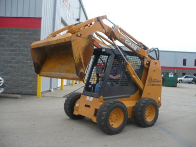 2007 case ~ 450 ~ skid steer ~(2) avail ~823 hrs ~ 