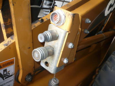 2007 case ~ 450 ~ skid steer ~(2) avail ~823 hrs ~ 