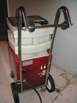 Cfr 3330CS carpet extractor cleaner 