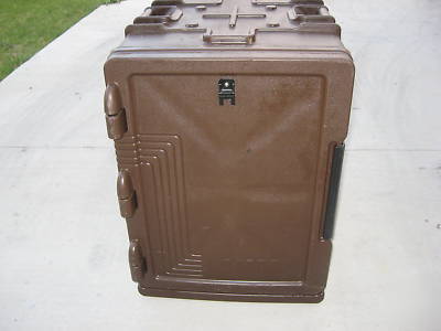 Cambro camcarrier UPC400-101 pan carrier brown