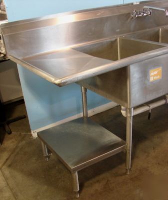 Winholt 3 compartment sink with drainboards, 104