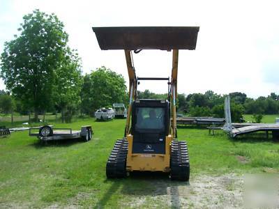 John deere 2008 skid steer CT332 ***only 172.5 hours***