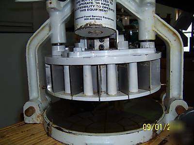 Fleetwood dms-30 dough divider (30 separate pieces)