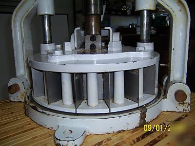 Fleetwood dms-30 dough divider (30 separate pieces)