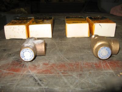 1 lot of 4 - watts pressure relief valve HE670-190-000