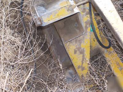1988 gomaco gt 6300 commander iii curb machine