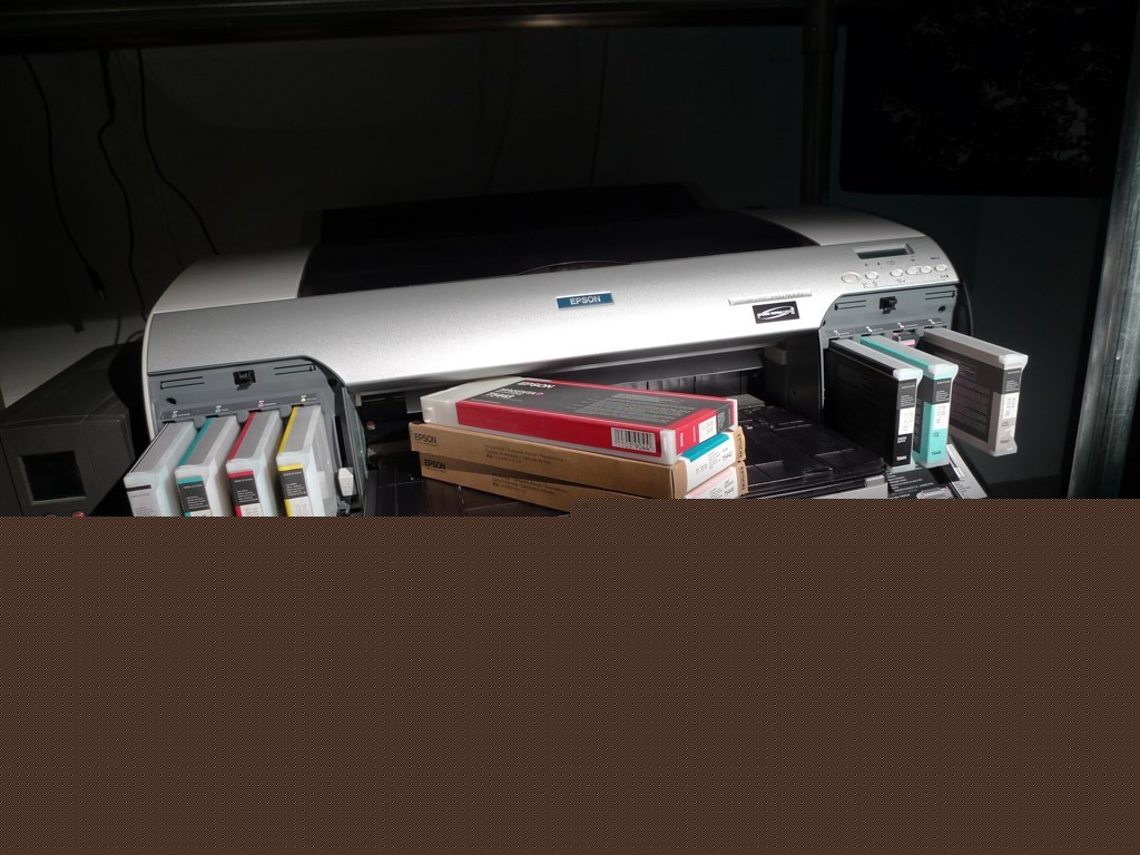 Epson 4000 fine art printer with ink - 
