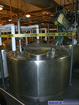 Used- mueller tank, 2000 gallon, model f, stainless ste