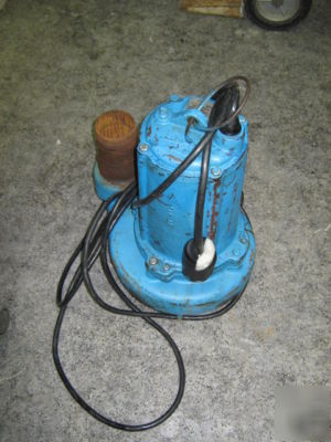 Berkeley PWC9G05 submersible sump pump up to 240 gpm