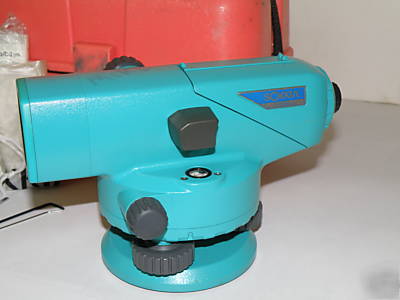 Sokkia C330 (22X) auto level