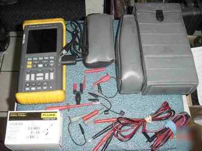 Fluke 96B scopemeter series ii 60 mhz with accessories