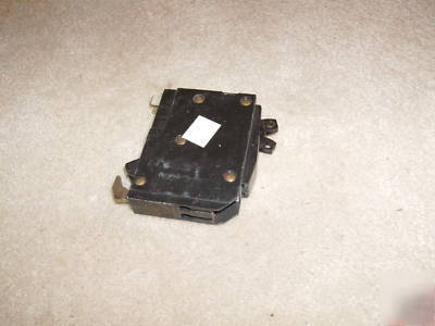 Square d 15/20 amp 120 volt tandem circuit breaker